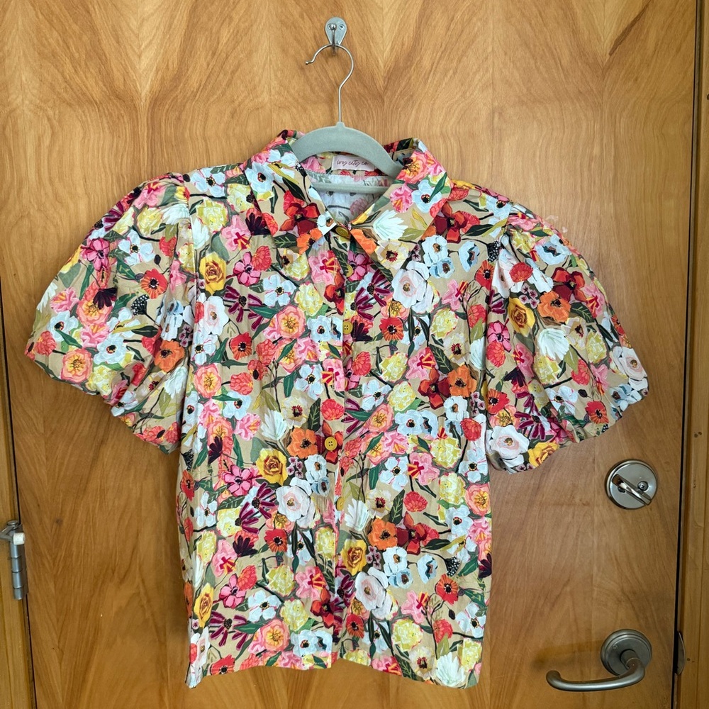 Ivy City Co. Floral Puff Sleeve Blouse